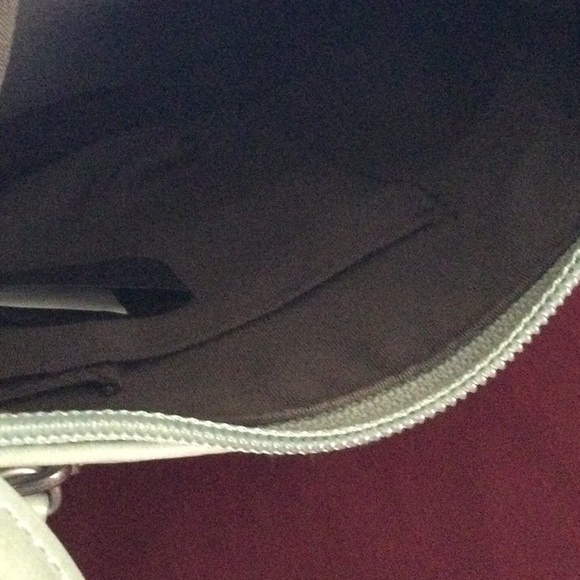 DEC 15 LAST DAY! CLEARANCE: Pale Green Stone Mountain Crossbody Purse - Picture 6 of 6